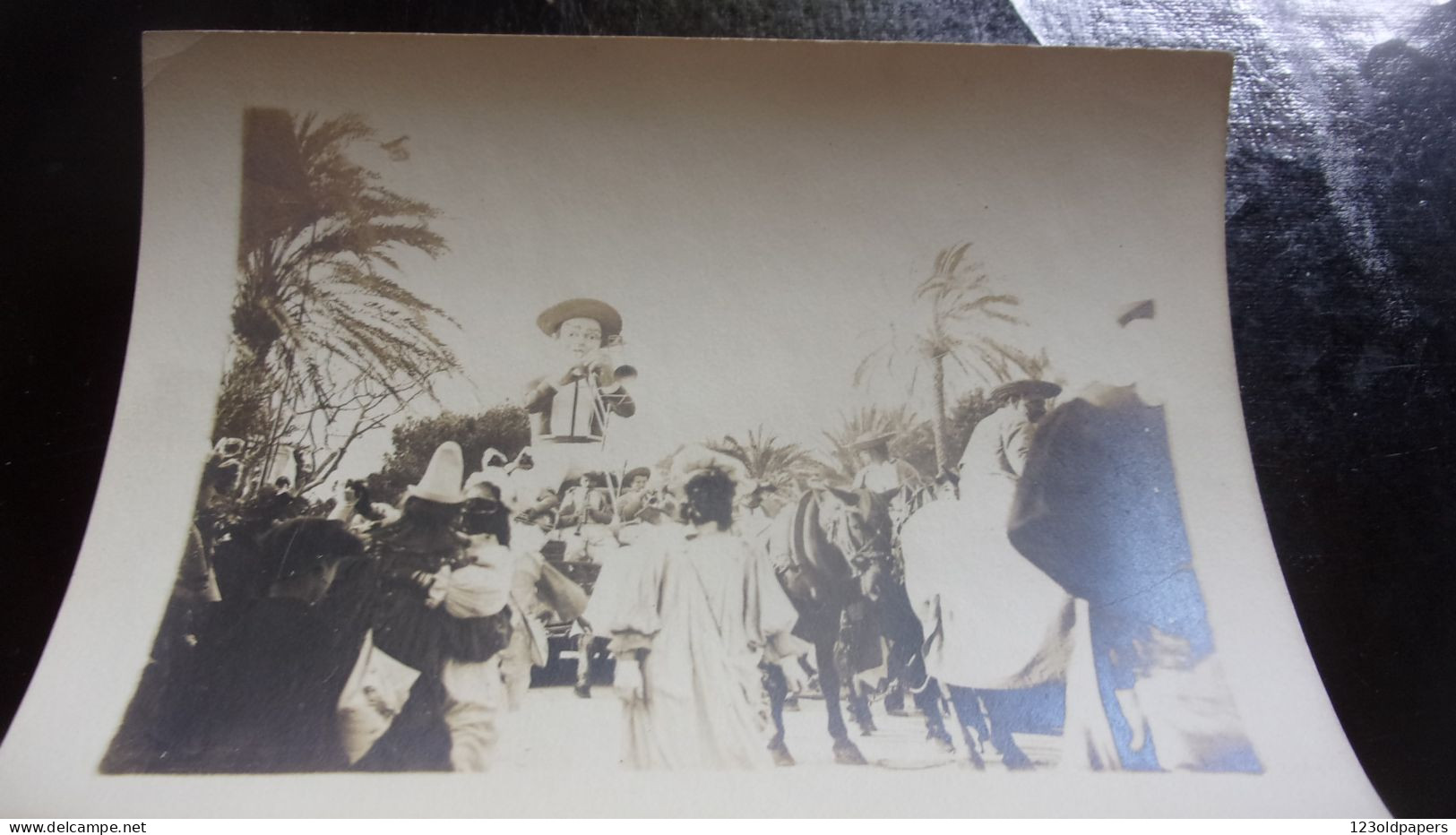 06 BELLE PHOTO DE CANNES LEGENDE  FEVRIER 1899  // CHAR  LA DOUBLE SCIE CARNAVAL - Cannes