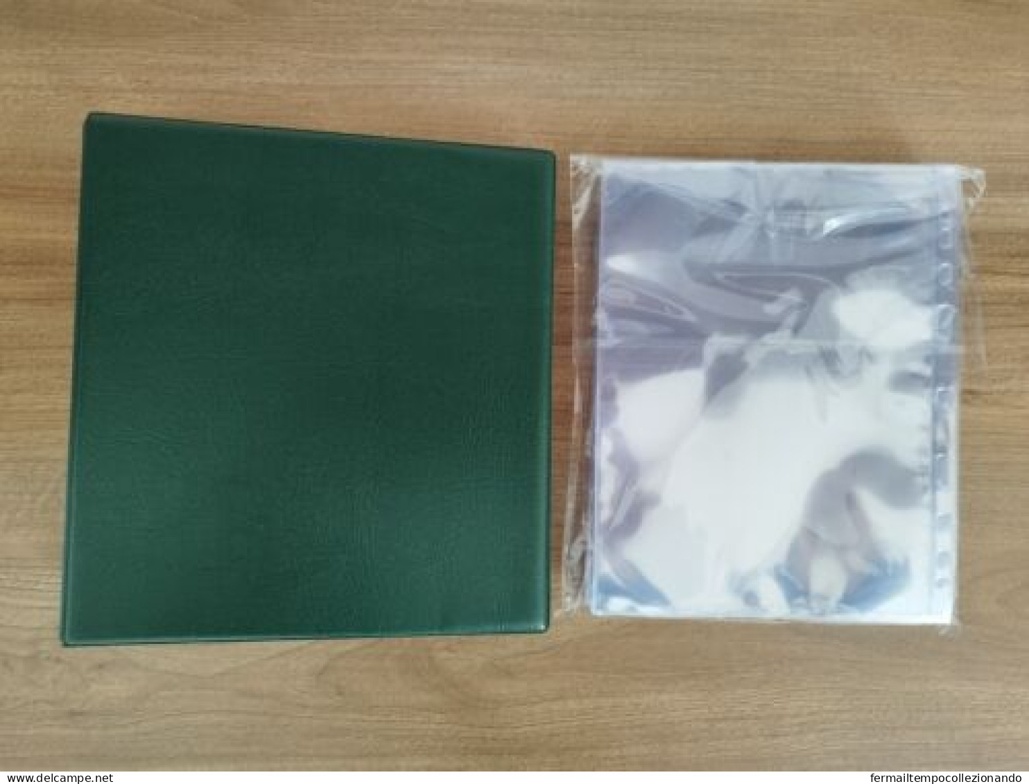 Album Raccoglitore Verde Con 50 Fogli Trasparenti 4 Tasche Per Figurine Santini - Libri & Software