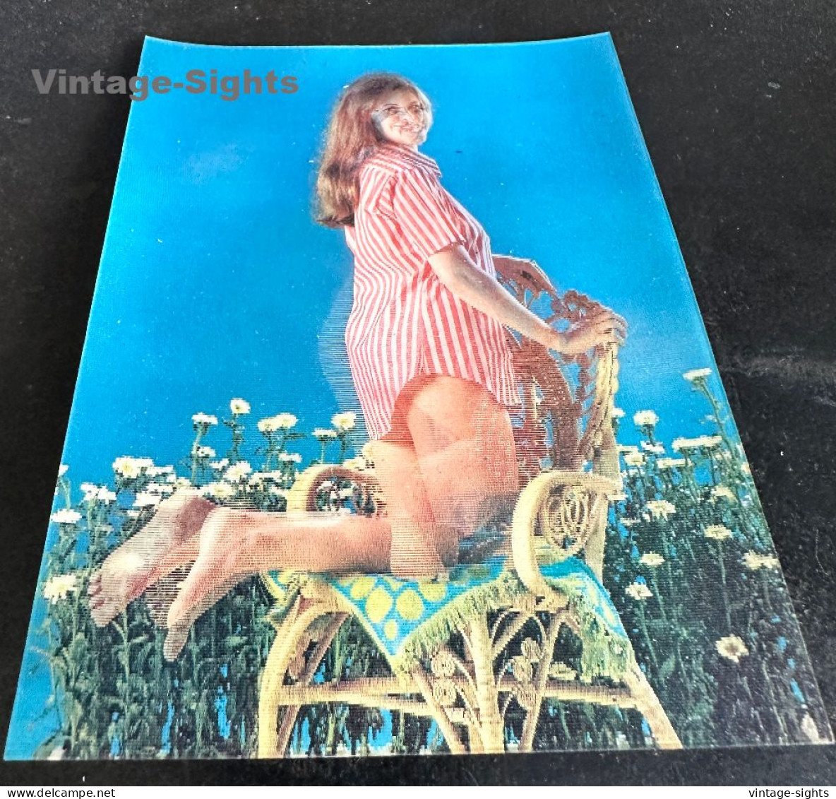 PK-267: Nude Kneeling On Chair / Pin-Up (Vintage 3D Stereo Effect Postcard Toppan ~1960s/1970s) - Pin-Ups