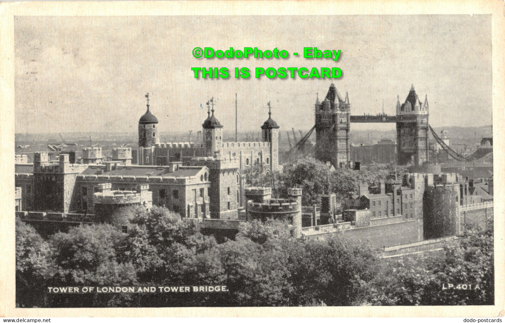 R455747 Tower Of London And Tower Bridge. LP. 401A. Lansdowne Publishing. 1955 - Autres & Non Classés