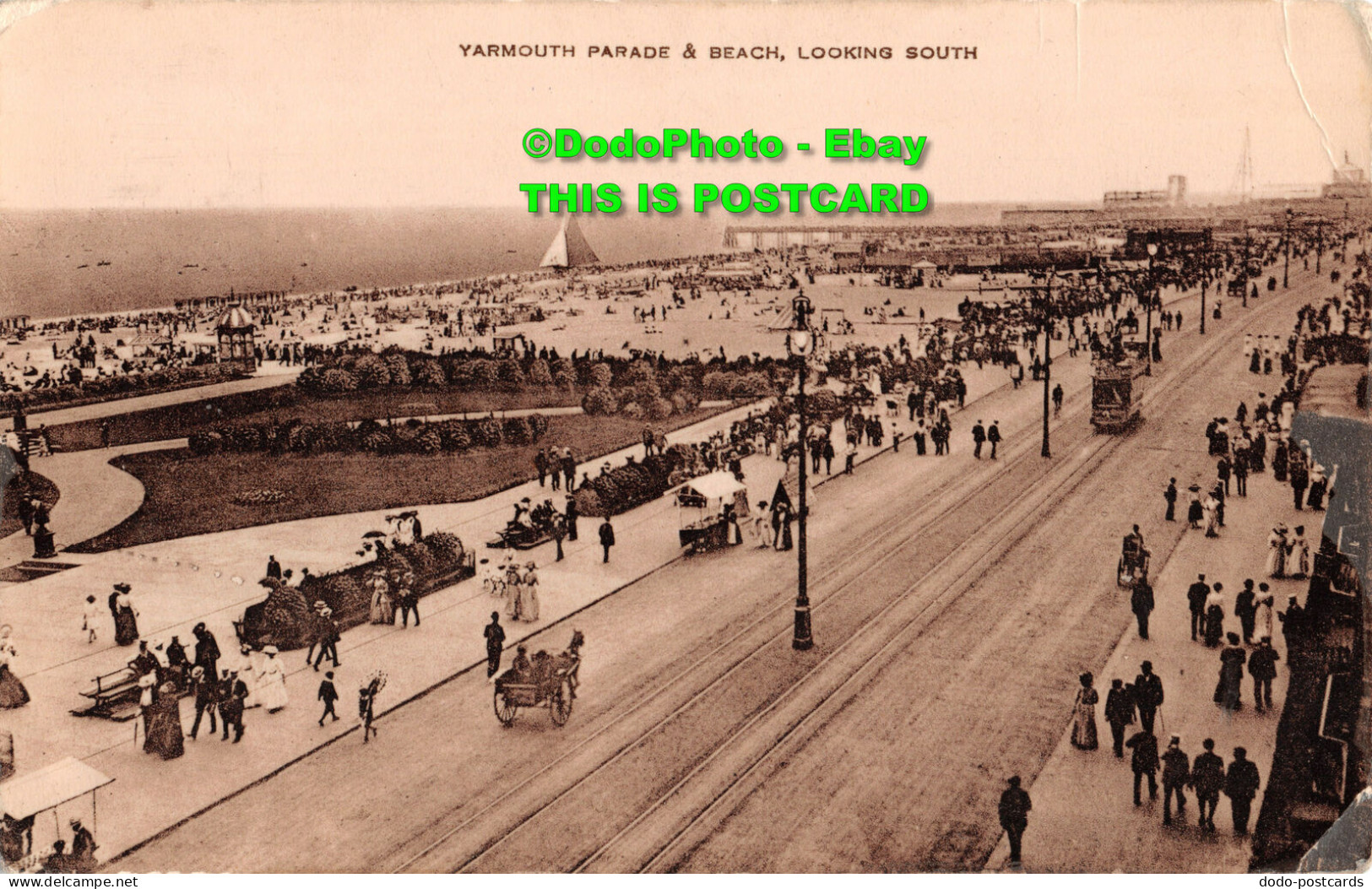 R455853 Yarmouth Parade And Beach. Looking South. C. P. C. London. 1919 - Autres & Non Classés