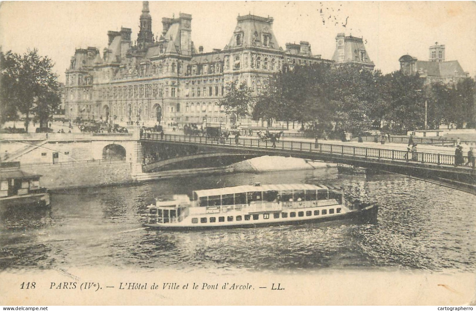 Postcard France Paris Hotel De Ville River Cruise Boat - Autres Monuments, édifices