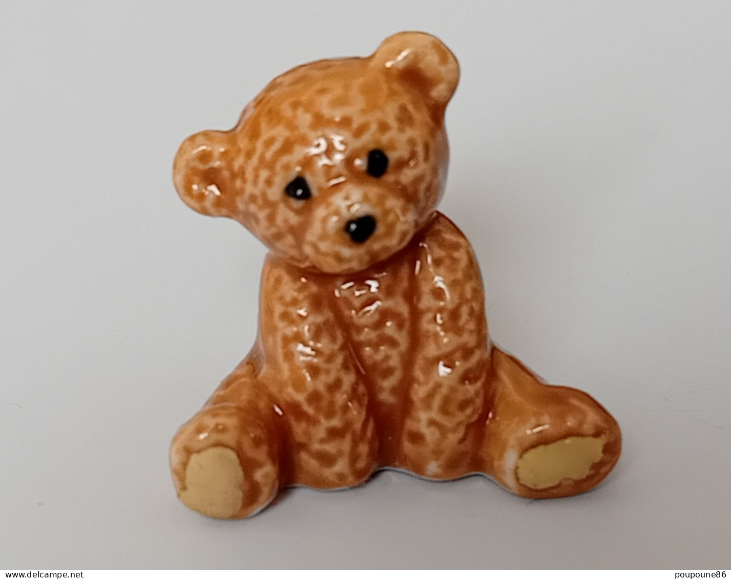 FEVE -  "AUCHAN JOUETS VINTAGE 2023" - BRILLANT -  UN OURS EN PELUCHE - Other & Unclassified