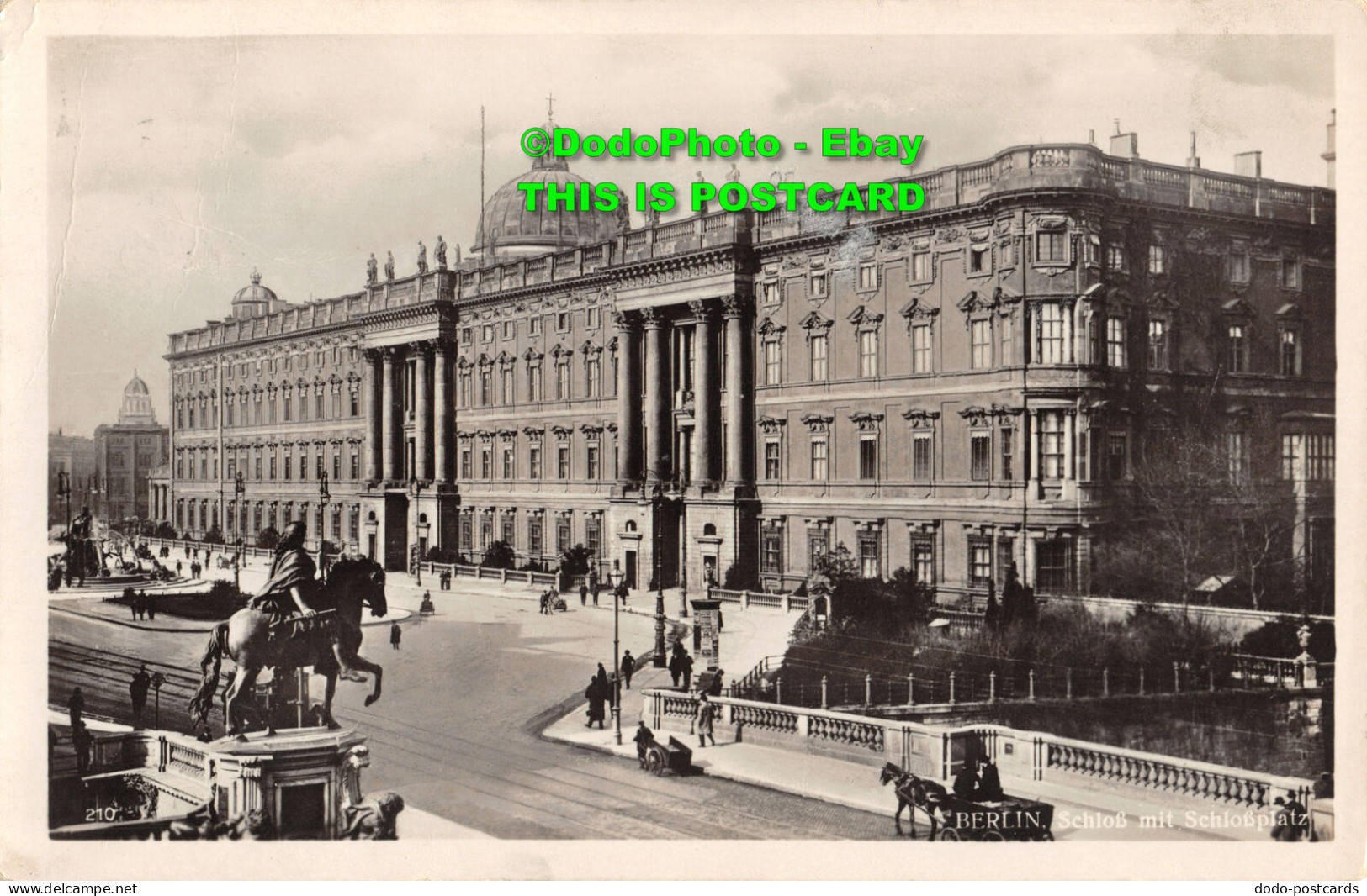 R455975 210. Berlin. Schloss Mit Schlossplatz. J. Conrad Junga - World