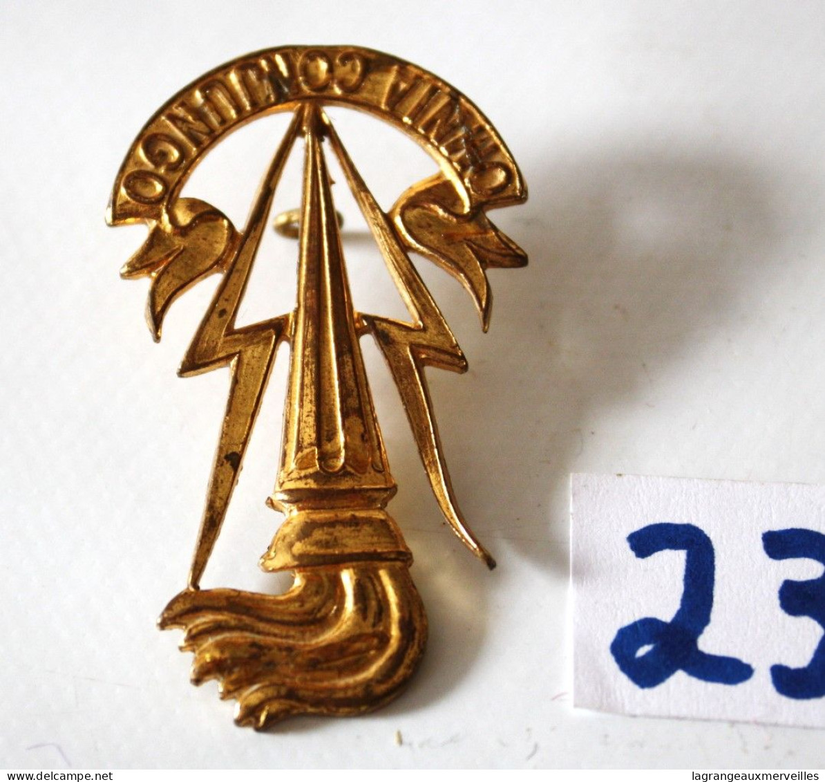 C23 Militaria - Insigne Artillerie Belge - Collection - Armée - - Army