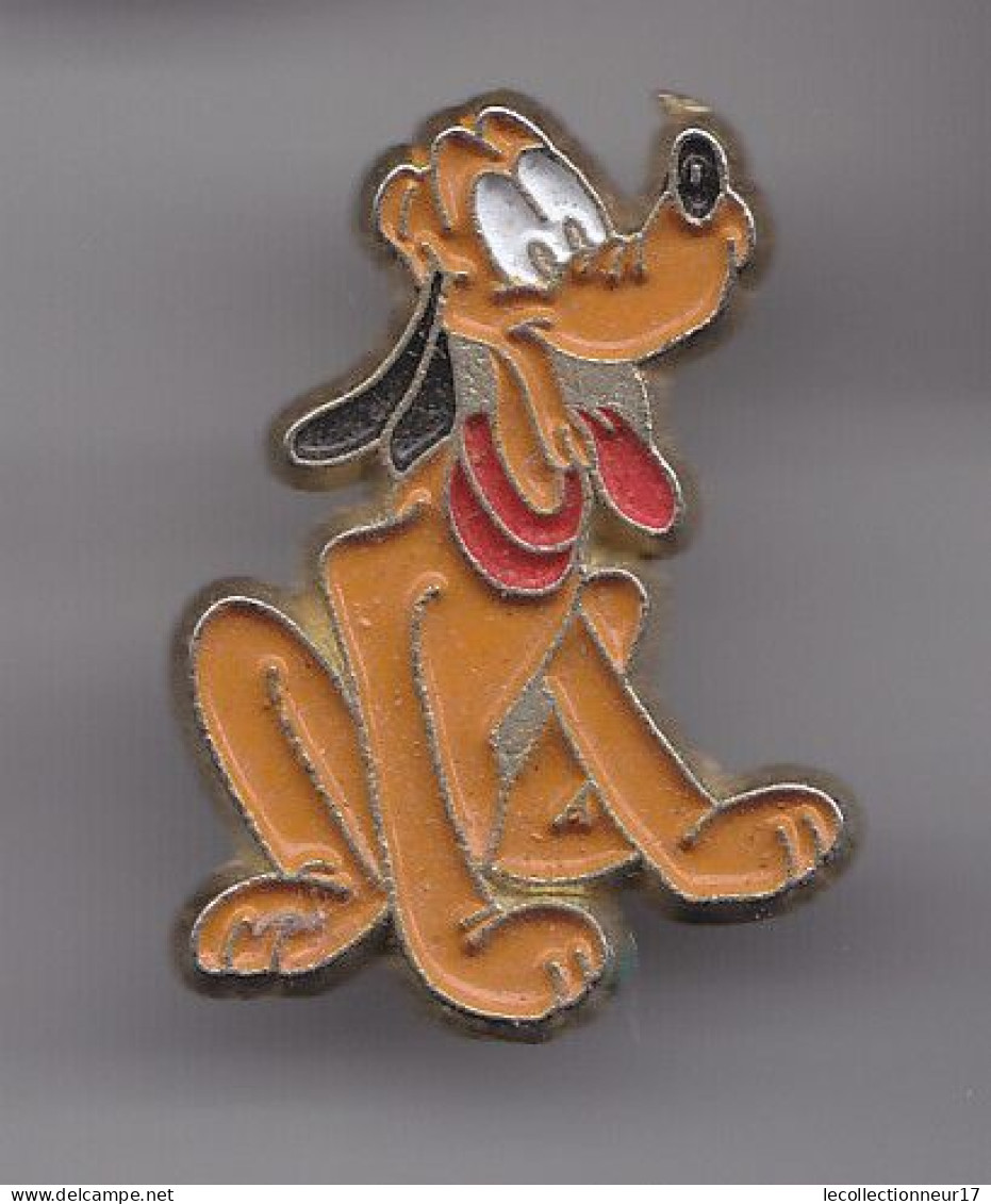 Pin's Pluto Réf 3874 - Disney