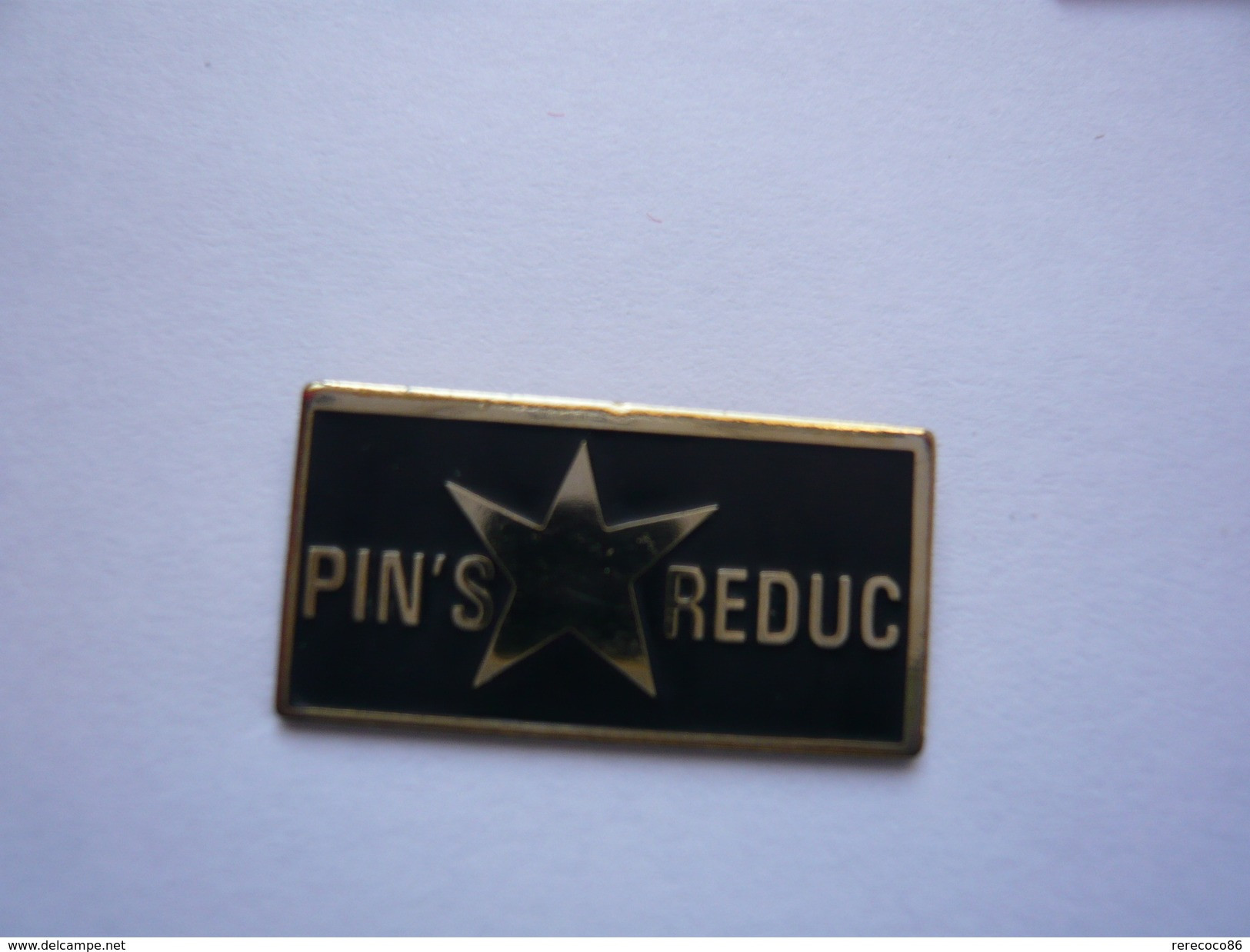 Pin S AVEC LE MOT PIN S REDUC - Other & Unclassified