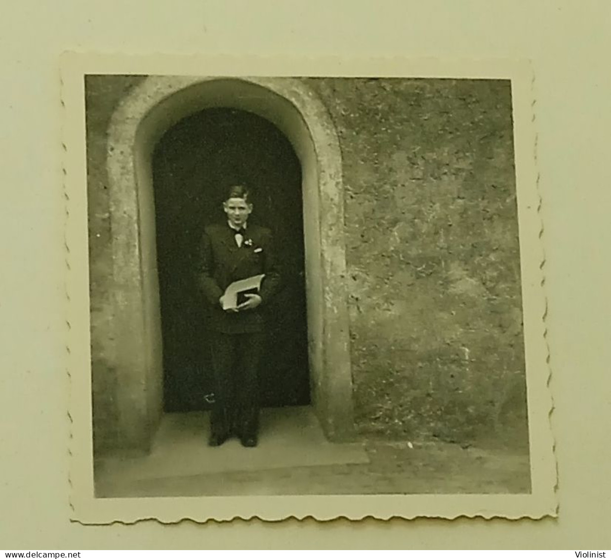 Germany-Boy In Front Of The Entrance-photo Hermann Noodt, Pasewalk - Plaatsen