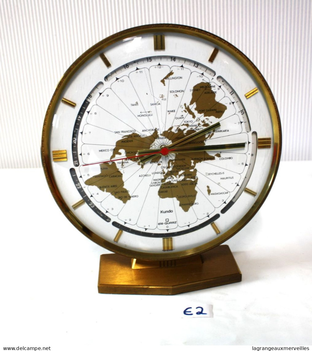 E2 Horloge De Table Vintage De Kundo - Allemagne 1960 - Wanduhren
