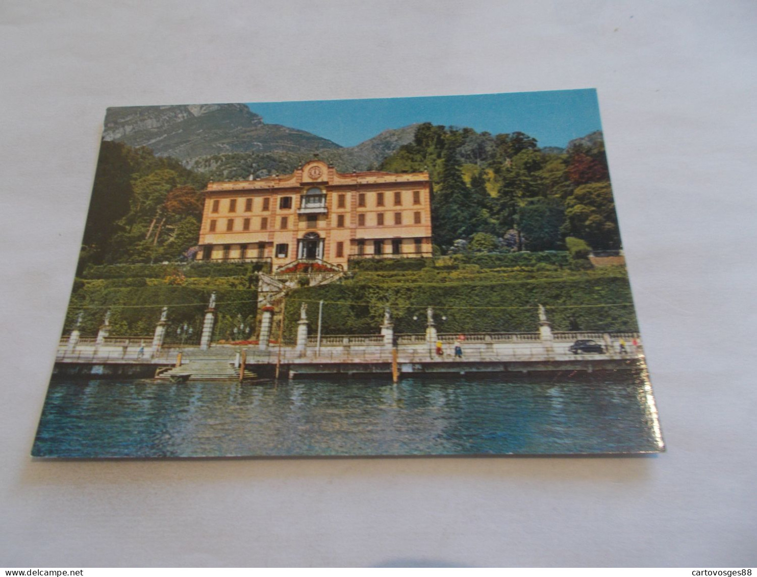 LAGO DI COMO LOMBARDIA ( ITALIA  ITALIE ) VILLA CARLOTTA  QUAI ANIMEES VIEILLE AUTO - Como