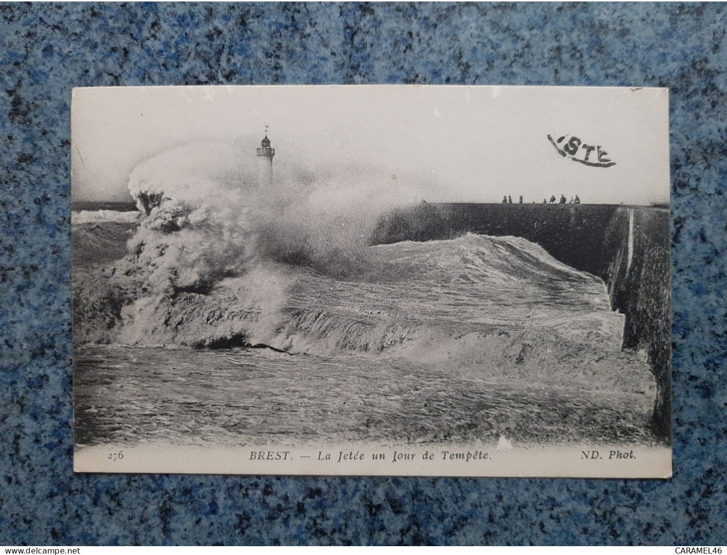 CPA  -  276  -  BREST  - LA  JETEE UN JOUR DE TEMPETE - Brest