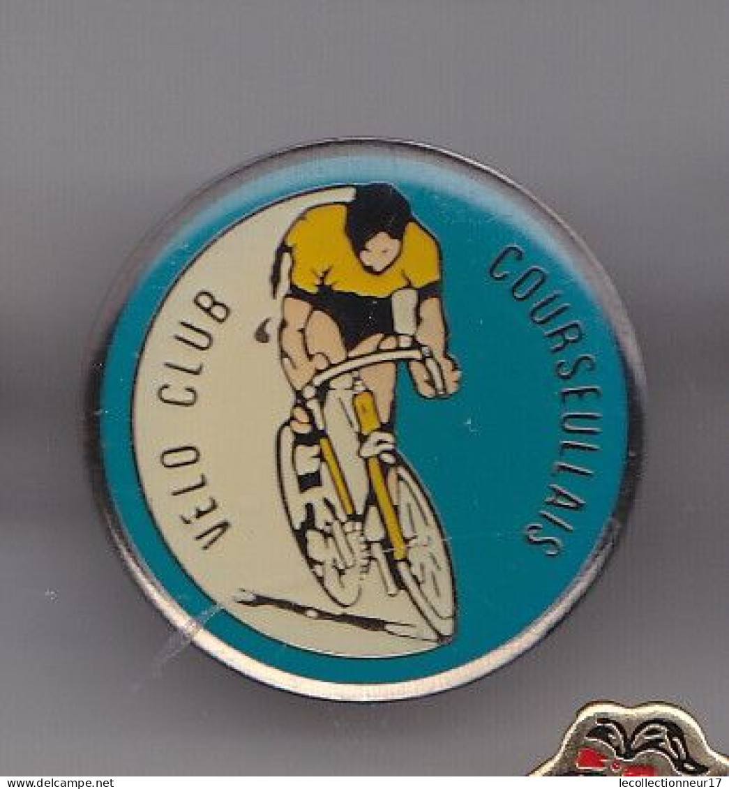 Pin's  Cyclisme Vélo Vélo Club Courseullais Réf  6445 - Cyclisme