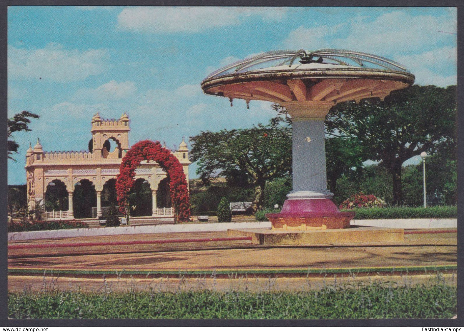 Inde India Mint Unused Postcard Brindavan Garden, Mysore, Flower, Flowers, Palace, Tipu Sultan, Royalty - India