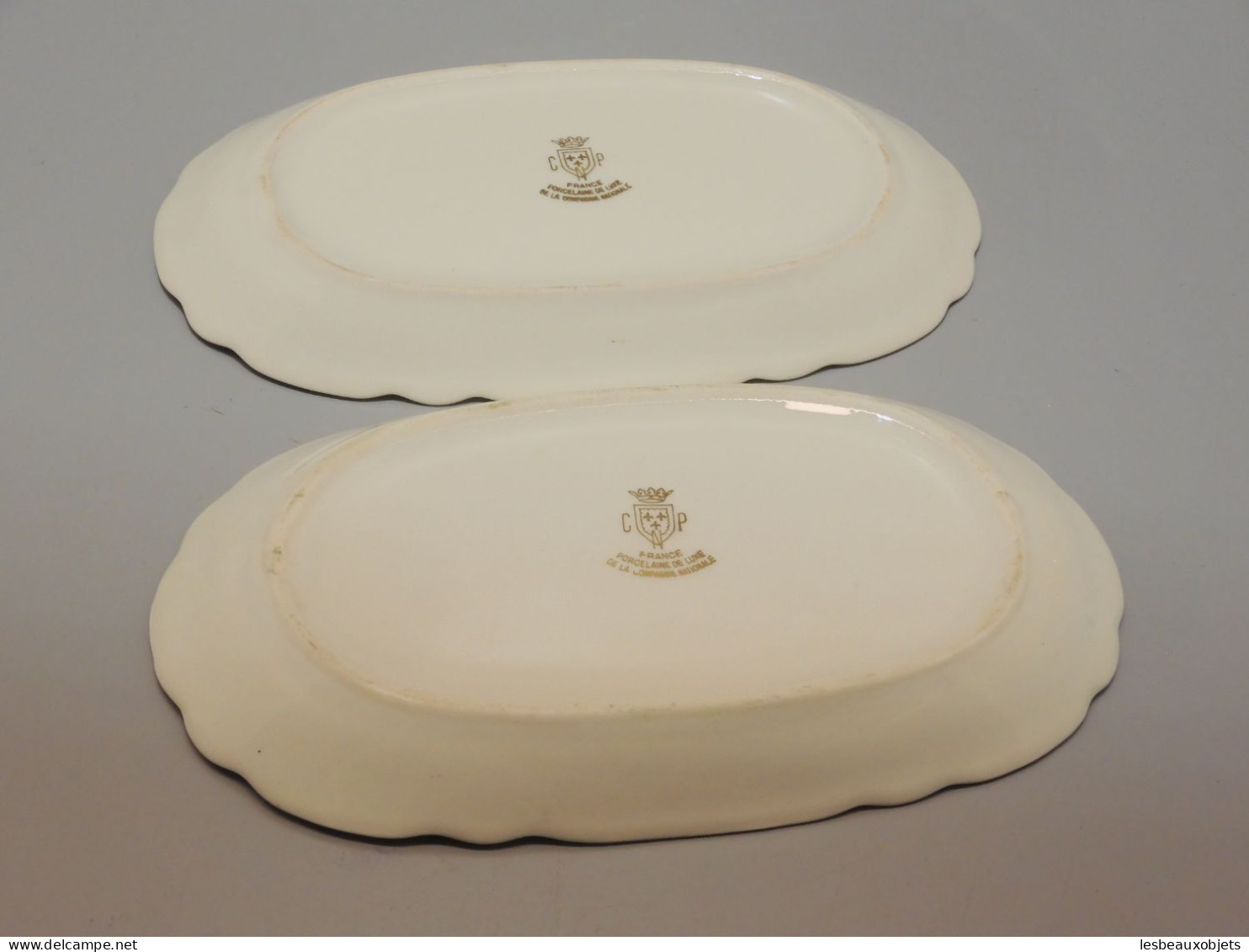 -2 RAVIERS PORCELAINE de LUXE DE LA COMPAGNIE NATIONALE CNP bord dorés   E