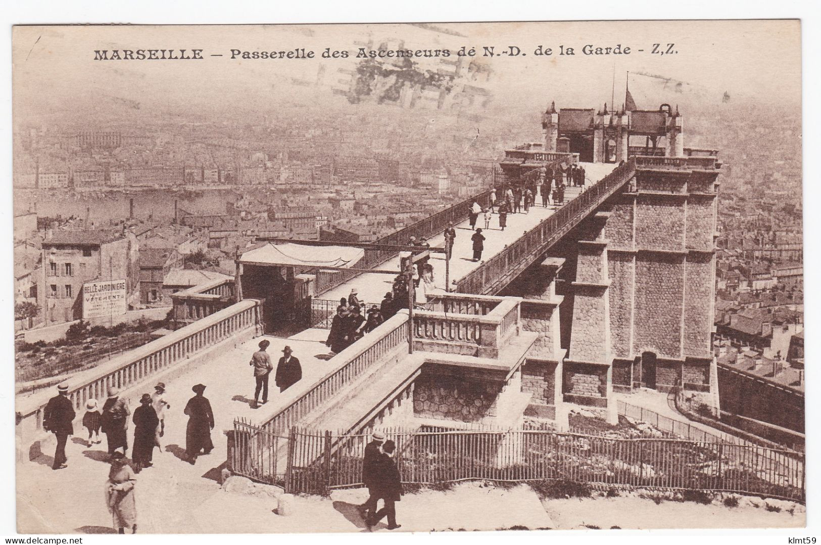 Marseille - Passerelle Des Ascenseurs De Notre-Dame De La Garde - Notre-Dame De La Garde, Aufzug Und Marienfigur