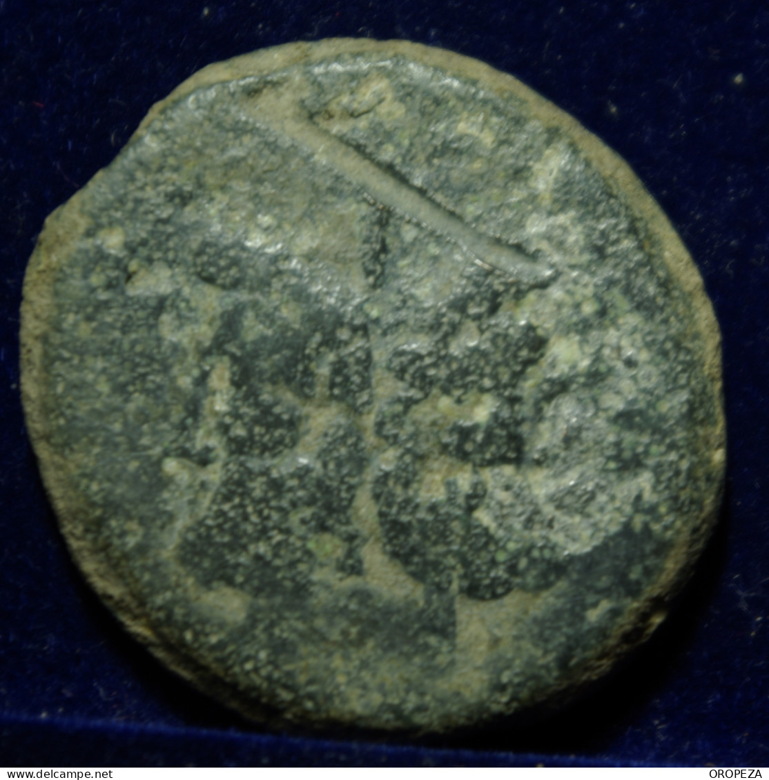 62 -  BONITO  AS  DE  JANO - SERIE SIMBOLOS -  GORROS DE LOS DIOSCUROS - MBC - Republiek (280 BC Tot 27 BC)