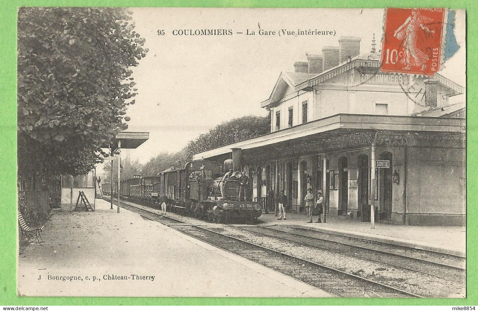 A188  CPA  COULOMMIERS  (Seine Et Marne)  La Gare (Vue Intérieure) Locomotive  +++++ - Coulommiers