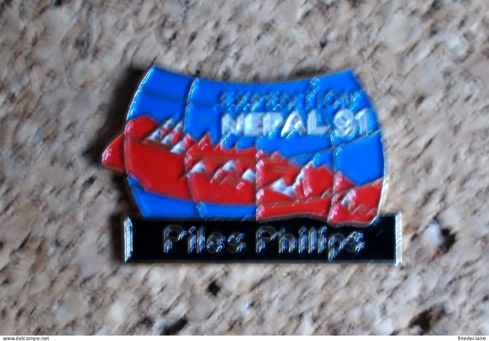 Pin's - Expédition Népal 91 - Piles Philips - Trademarks