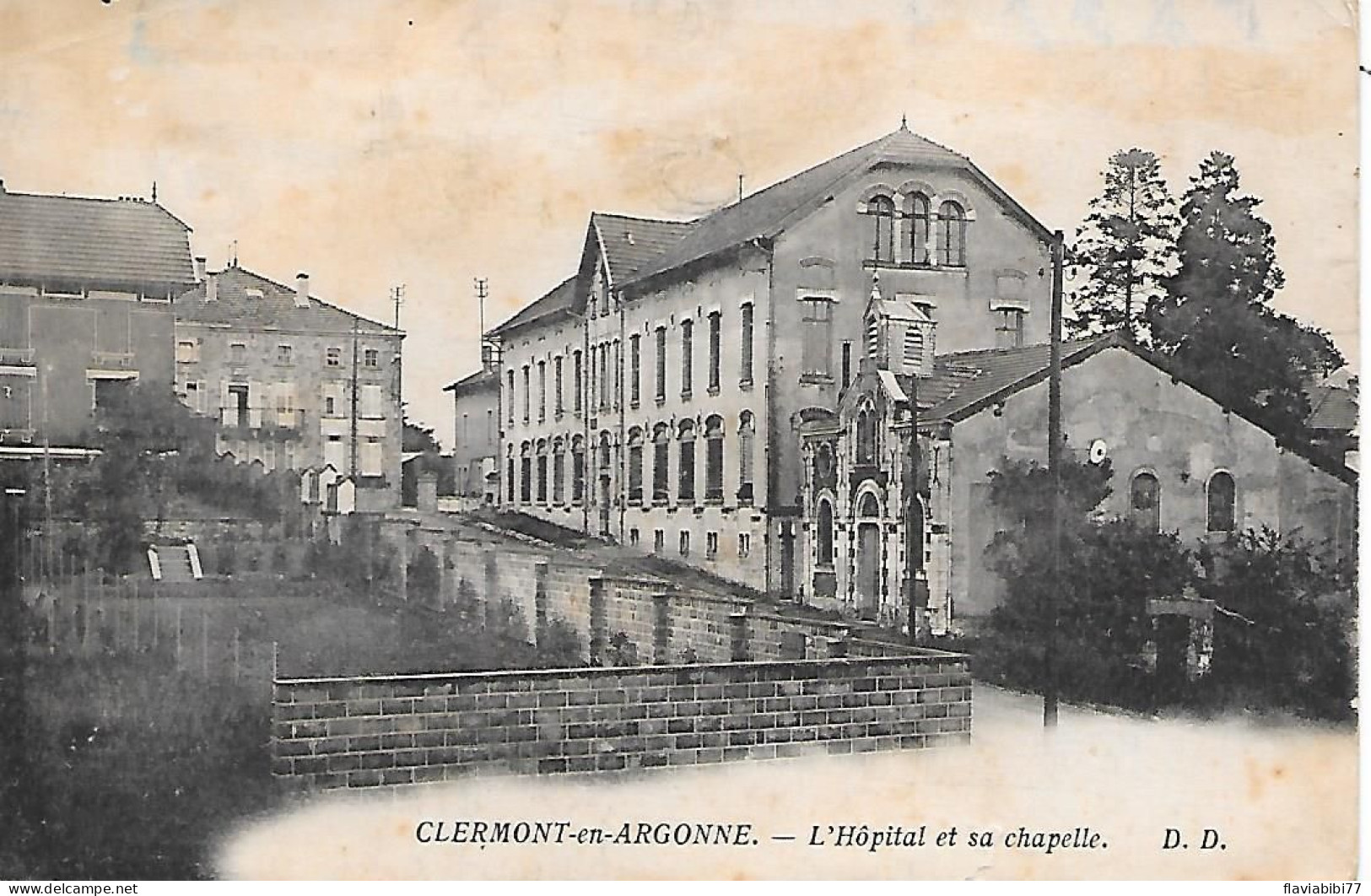 CLERMONT EN ARGONNE   - ( 55  ) -  L'hopital Et Sa Capelle - Clermont En Argonne
