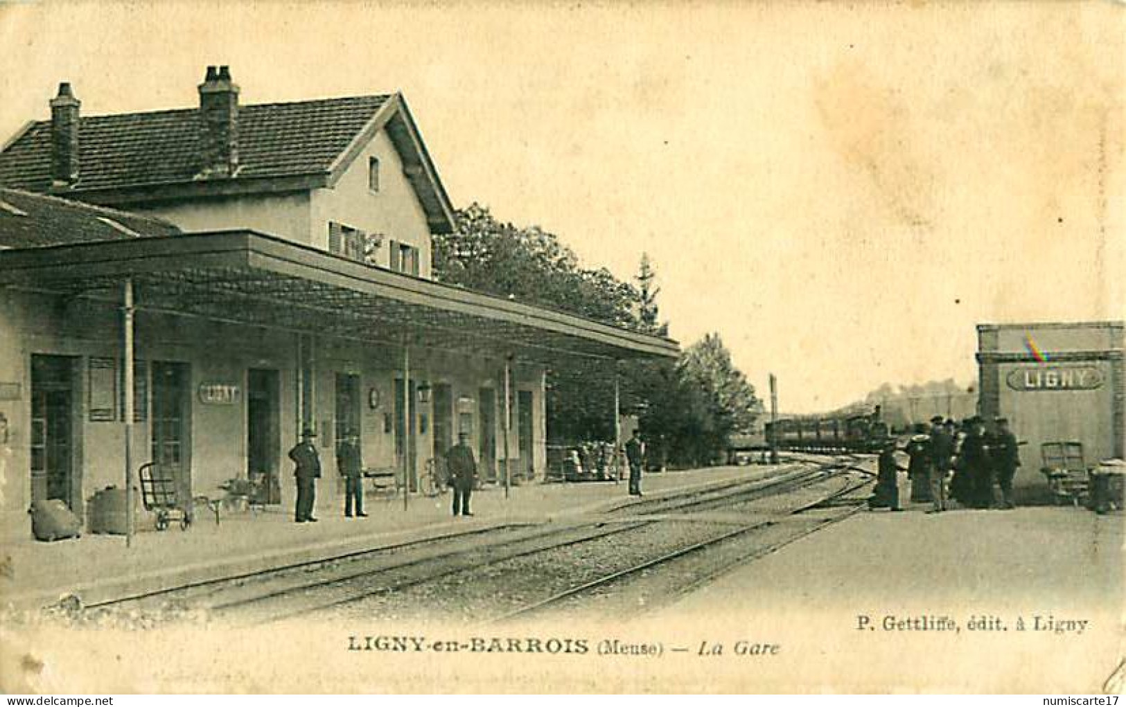 Cpa LIGNY EN BARROIS 55 La Gare - Côté Voies, Arrivée D'un Train - Ligny En Barrois