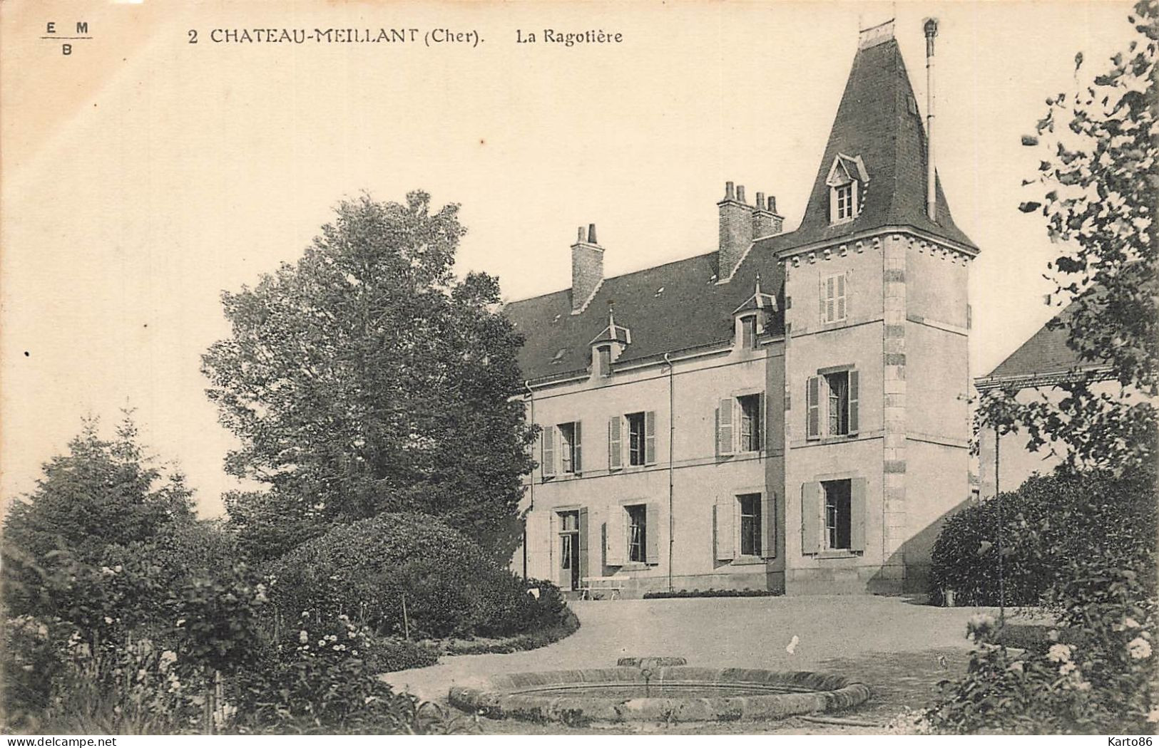 Châteaumeillant * Château La Ragotière - Châteaumeillant