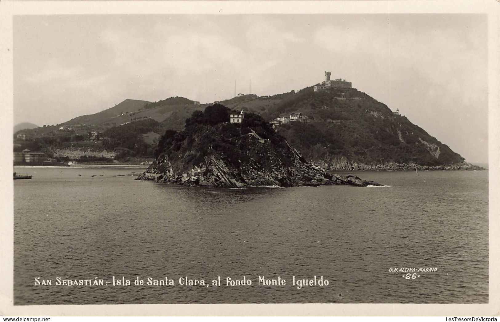 ESPAGNE - San Sebastian - Isla De Santa Clara - Al Fondo Monte Igueldo - Carte Postale Ancienne - Guipúzcoa (San Sebastián)