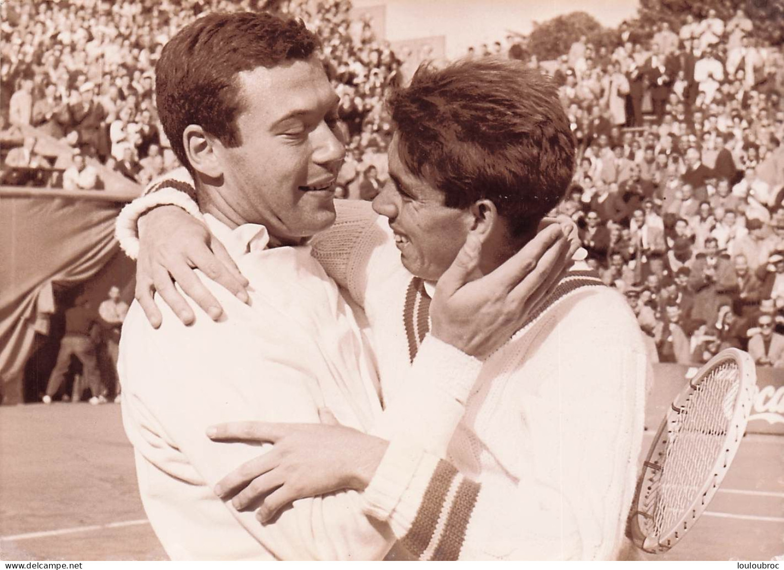 TENNIS ROLAND GARROS 05/1961 VICTOIRE DE SANTANA CONTRE PIETRANGELI EN 5 SETS PHOTO 18X13CM - Sports