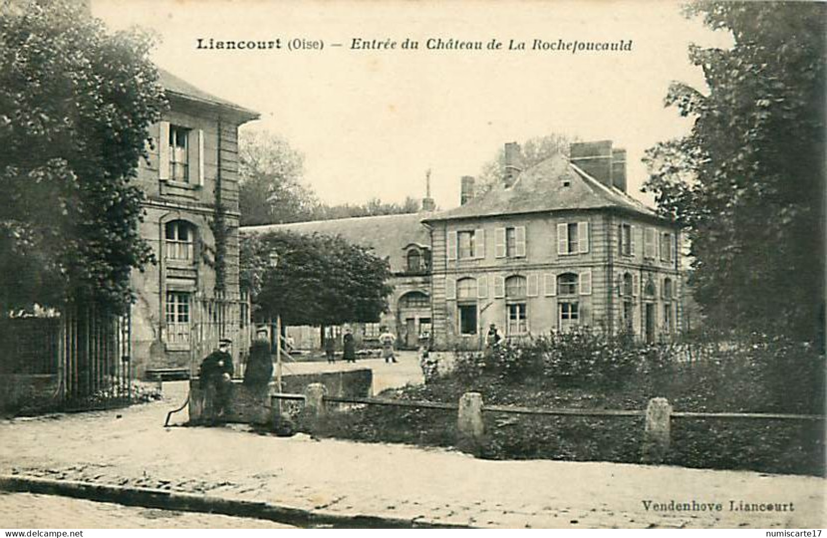 Cpa LIANCOURT 60 Entrée Du Château De La Rochefoucauld - Liancourt