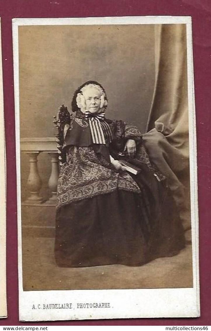 140524A - PHOTO ANCIENNE CDV AC BAUDELAIRE A CAEN - Femme Cape Coiffe - Old (before 1900)