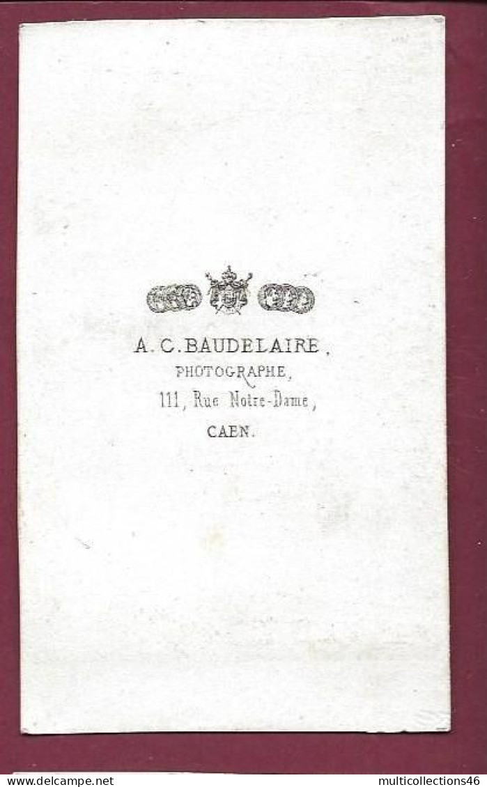 140524A - PHOTO ANCIENNE CDV AC BAUDELAIRE A CAEN - Femme Cape Coiffe - Anciennes (Av. 1900)