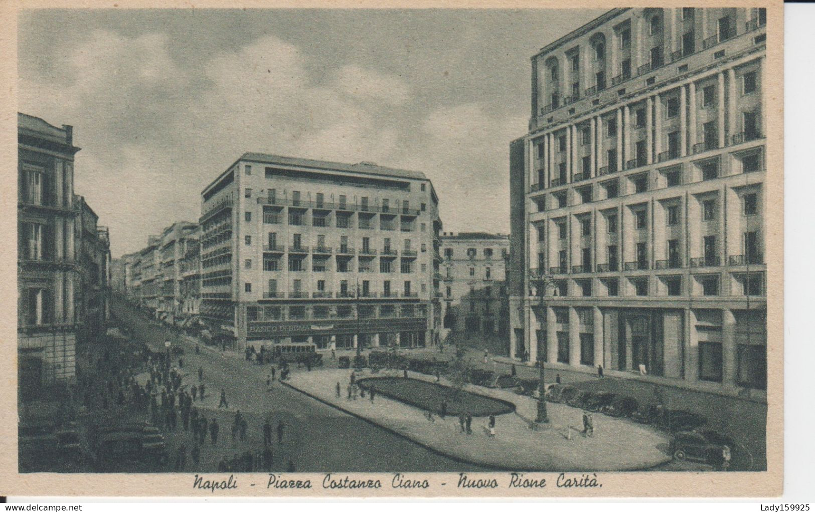 Piazza Costanzo Ciano Nuova Rione Carita Naples Napoli Italie Immeubles Autobus Autos Animation Buildings Cars Animation - Napoli (Naples)