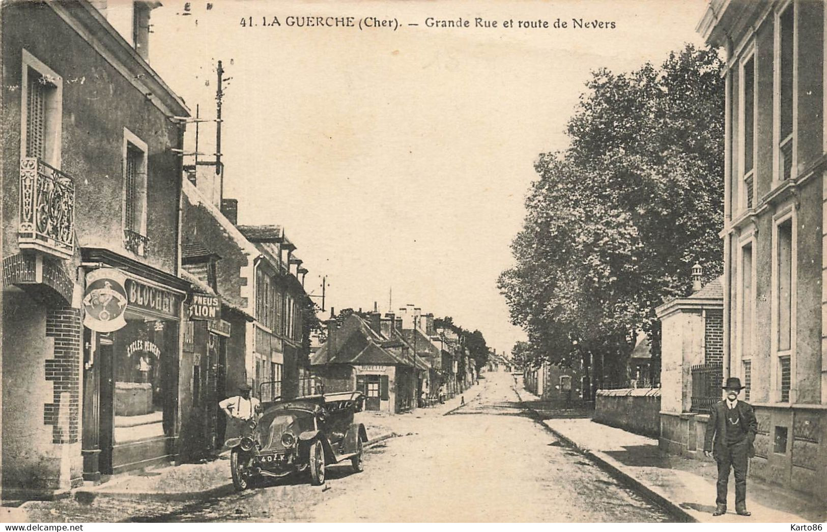 La Guerche * Grande Rue Et Route De Nevers * Automobile Voiture Ancienne * Commerce Magasin BLOCHET - La Guerche Sur L'Aubois