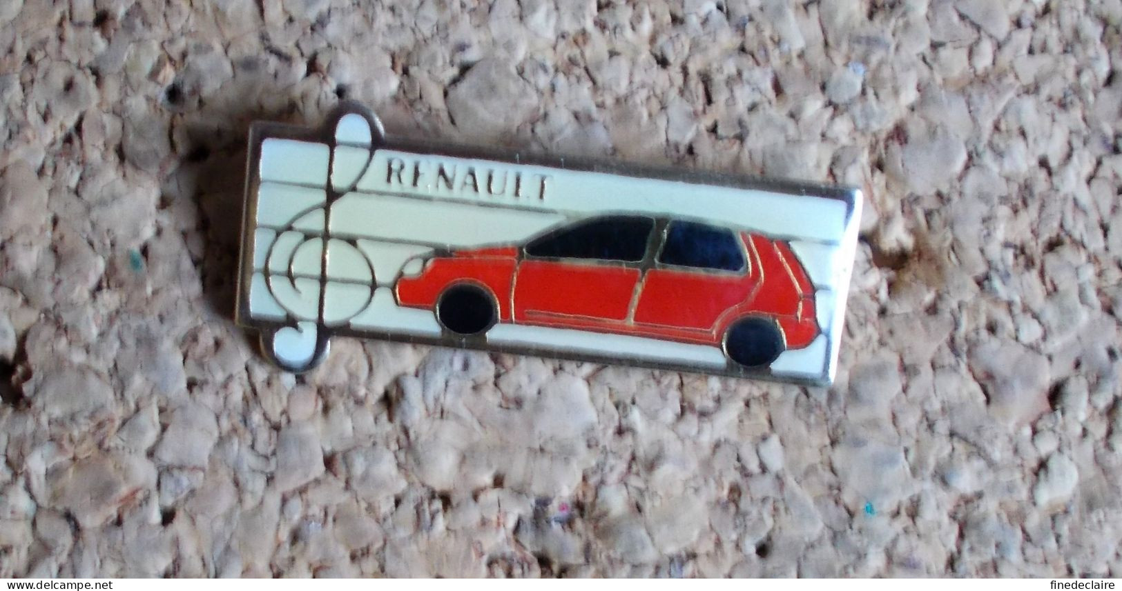 Pin's - Renault - Renault