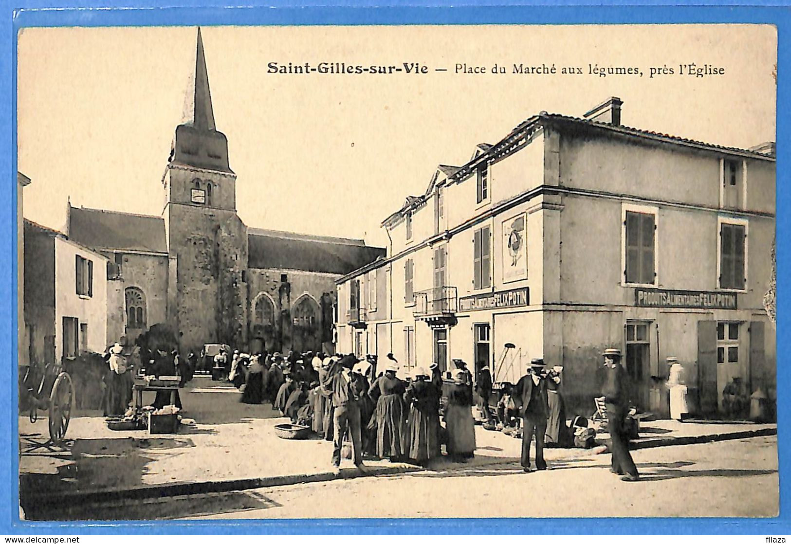 85 - Vendée -  Saint Gilles Croix De Vie - Place Du Marche (N15706) - Saint Gilles Croix De Vie