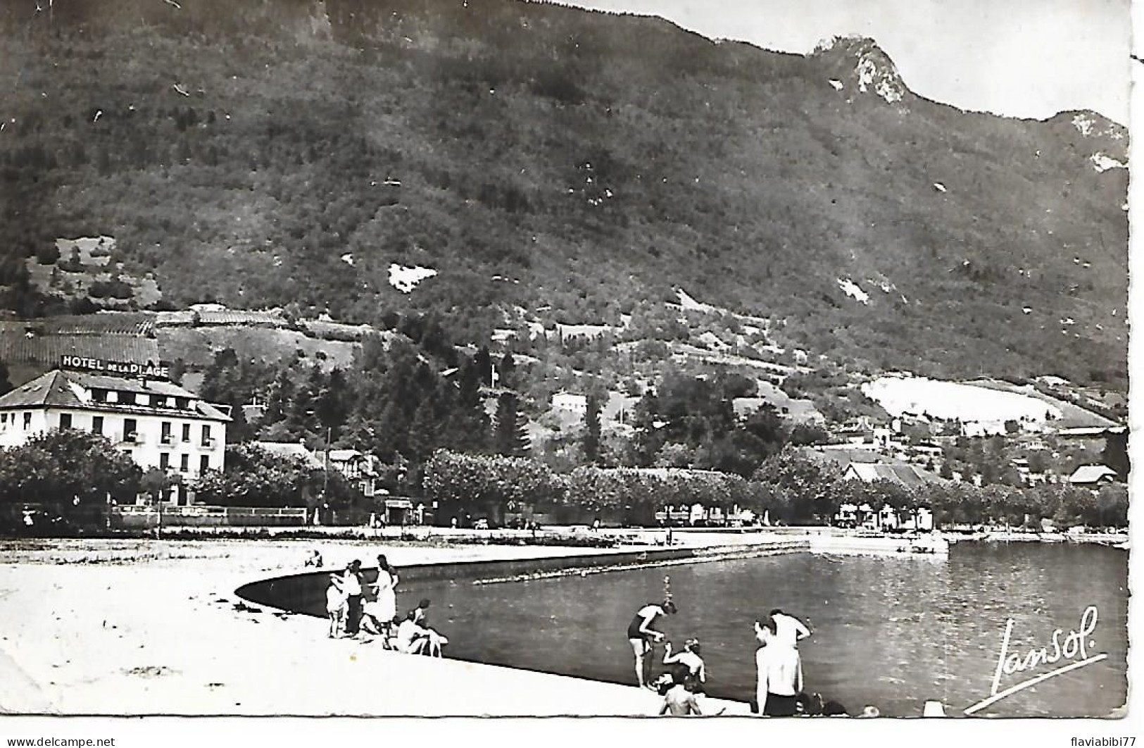 BOURGET DU LAC     - ( 73 ) -  L'hotel De La Plage   ( C. P. S. M- Pt -Ft ) - Le Bourget Du Lac