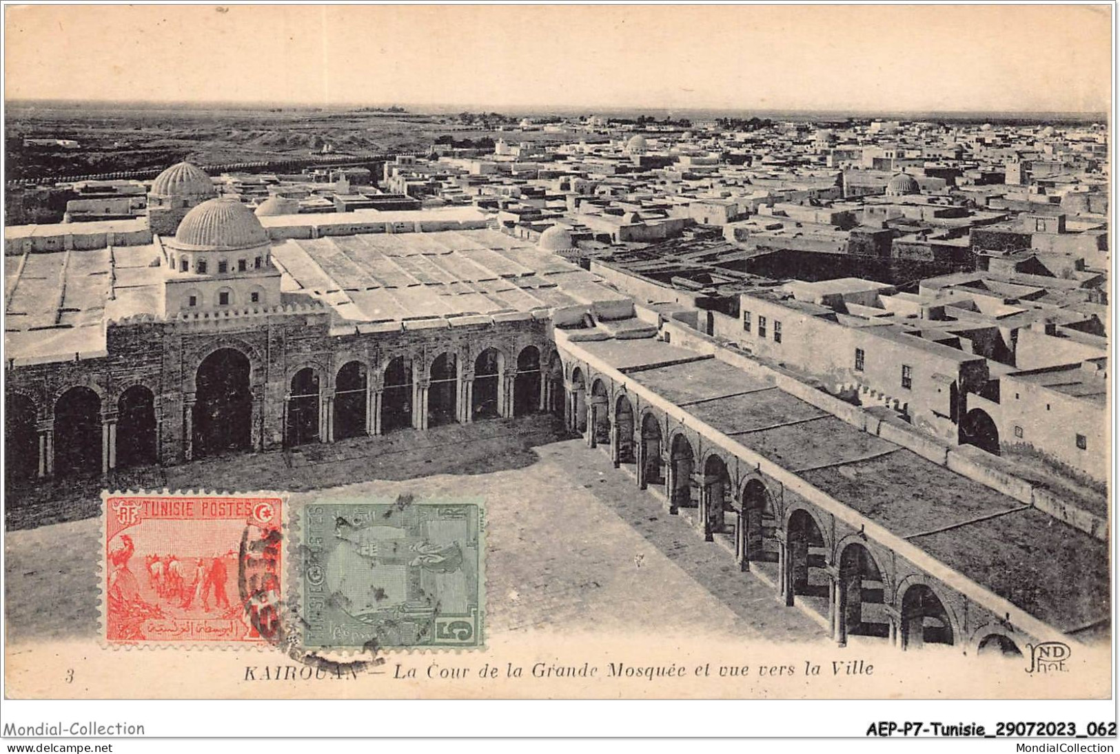 AEPP7-TUNISIE-0597 - KAIROUAN - LA COUR DE LA GRANDE MOSQUEE ET VUE VERS LA VILLE - Tunisie