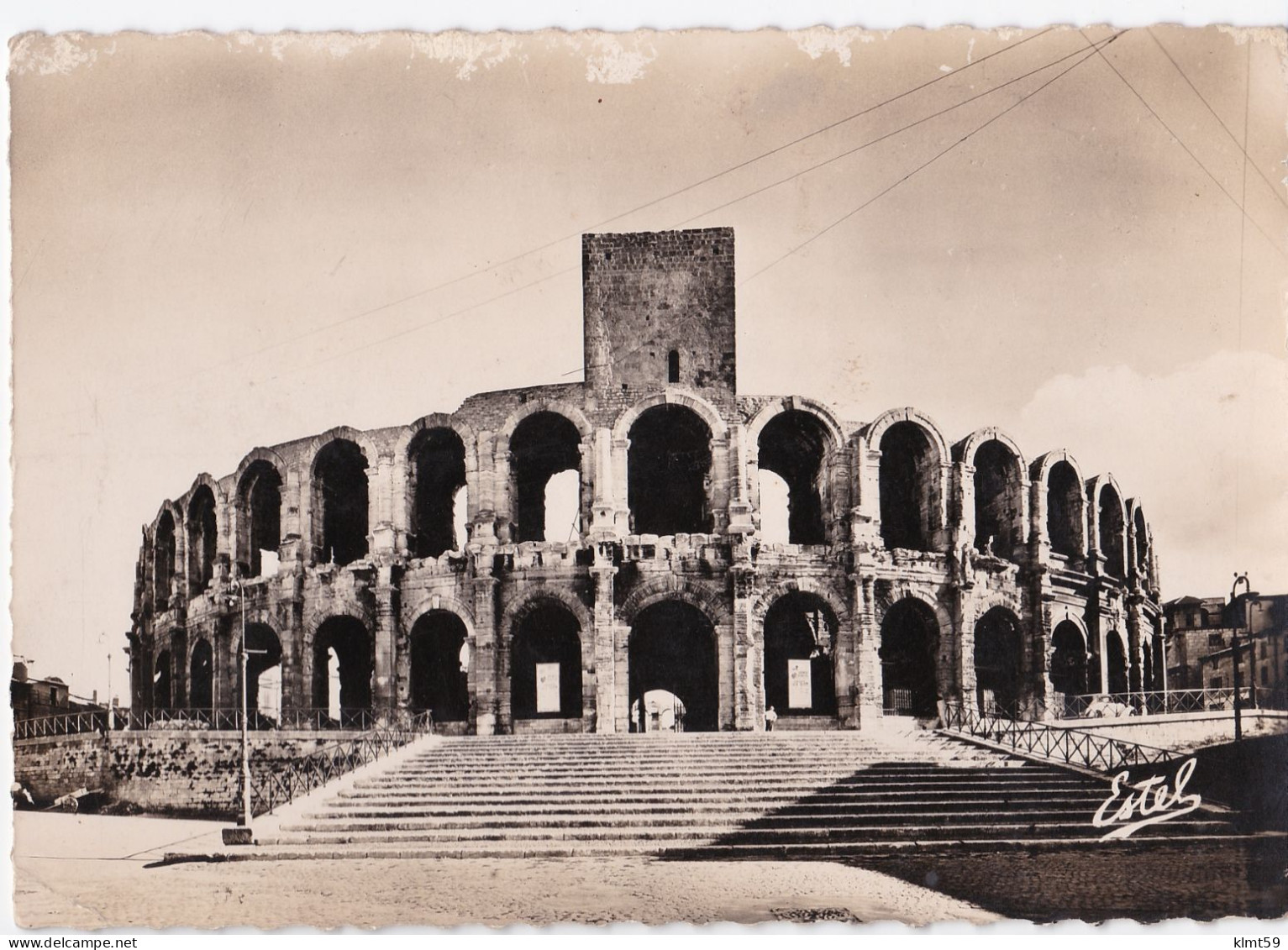 Arles - Les Arènes - Arles