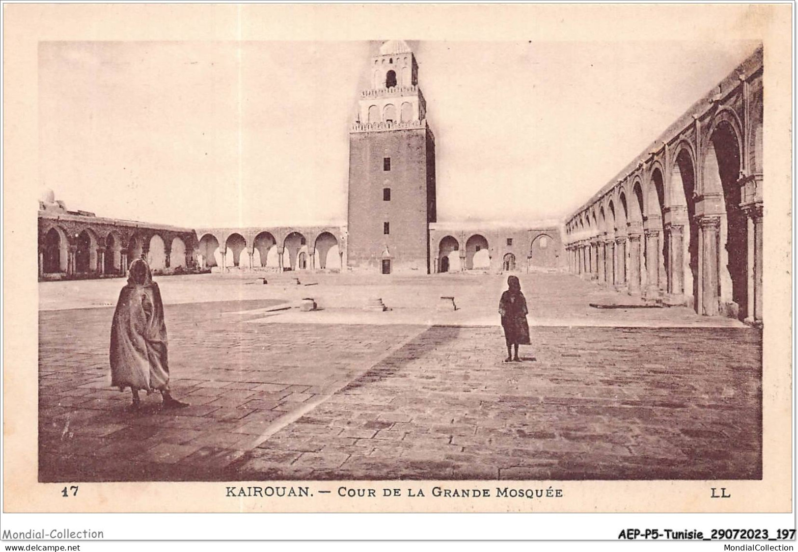 AEPP5-TUNISIE-0466 - KAIROUAN - COUR DE LA GRANDE MOSQUEE - Tunesië
