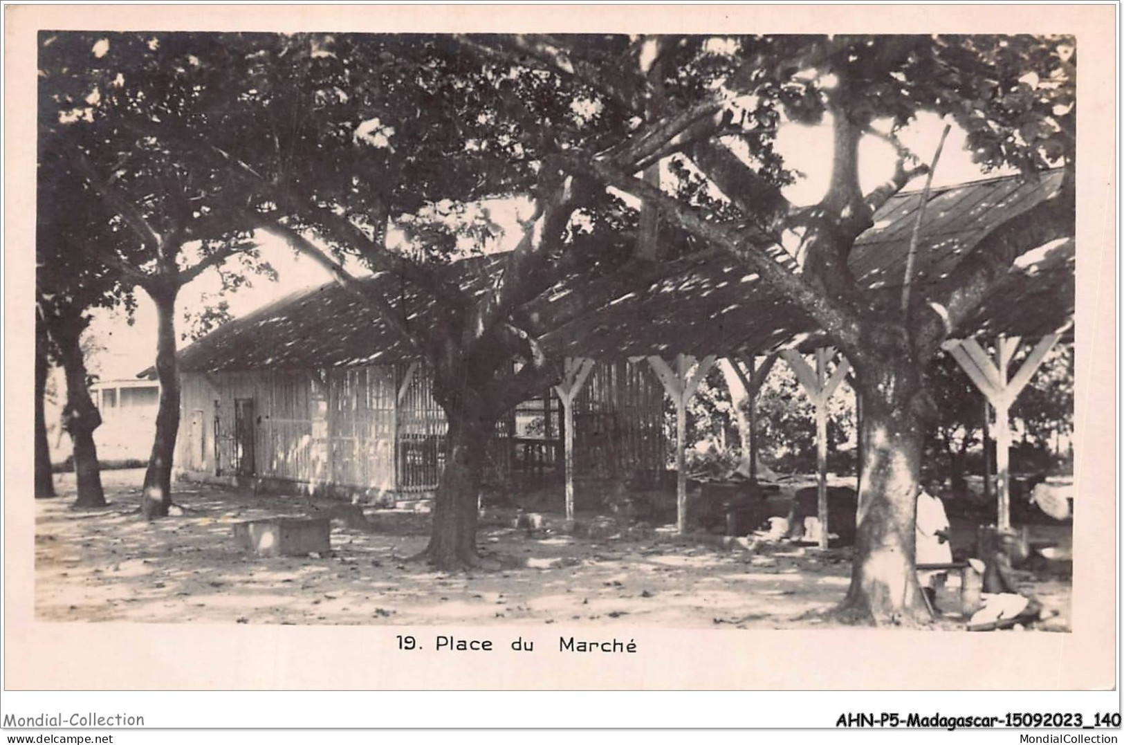 AHNP5-0574 - AFRIQUE - MADAGASCAR - Place Du Marché - Madagaskar