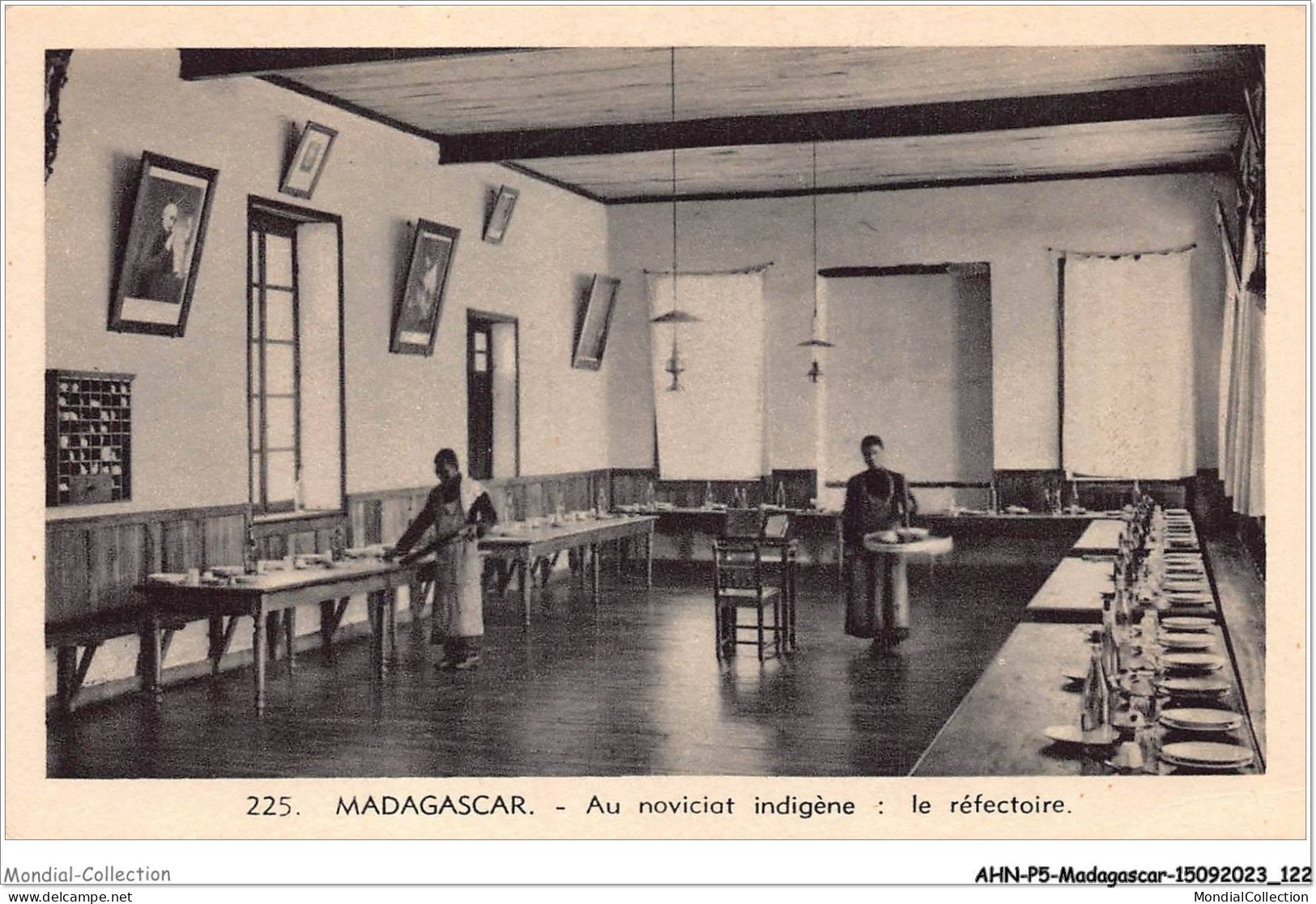AHNP5-0565 - AFRIQUE - MADAGASCAR - Au Noviciat Indigène - Le Réfectoire  - Madagaskar