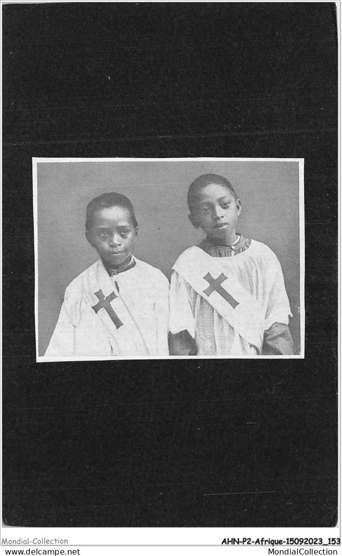 AHNP2-0204 - AFRIQUE - DAHOMEY - Jeunes Africain Servant D'Eglise Chretienne - Dahomey