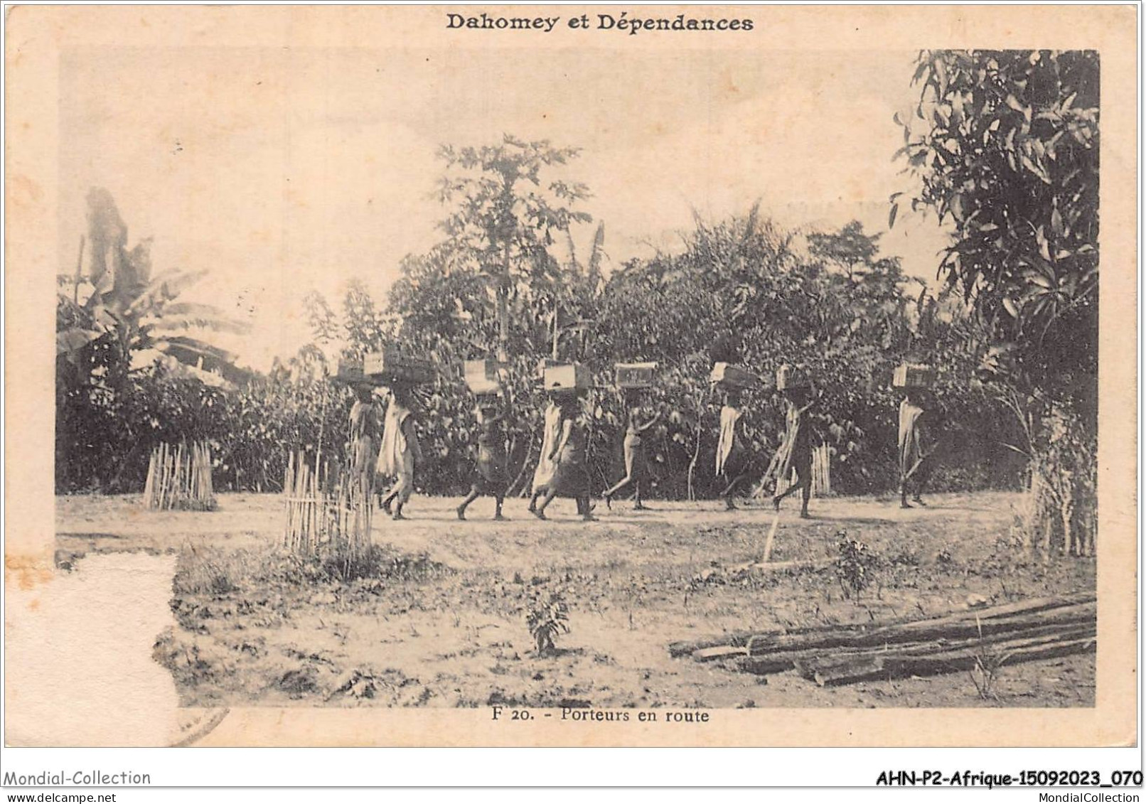 AHNP2-0163 - AFRIQUE -  DAHOMEY - Porteurs En Route  - Dahome