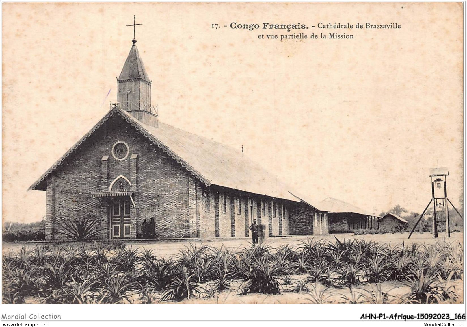 AHNP1-0083 - AFRIQUE - CONGO FRANCAISE -Cathedrale De Bravzzaville Et Vue Partielle De La Mission  - Congo Français