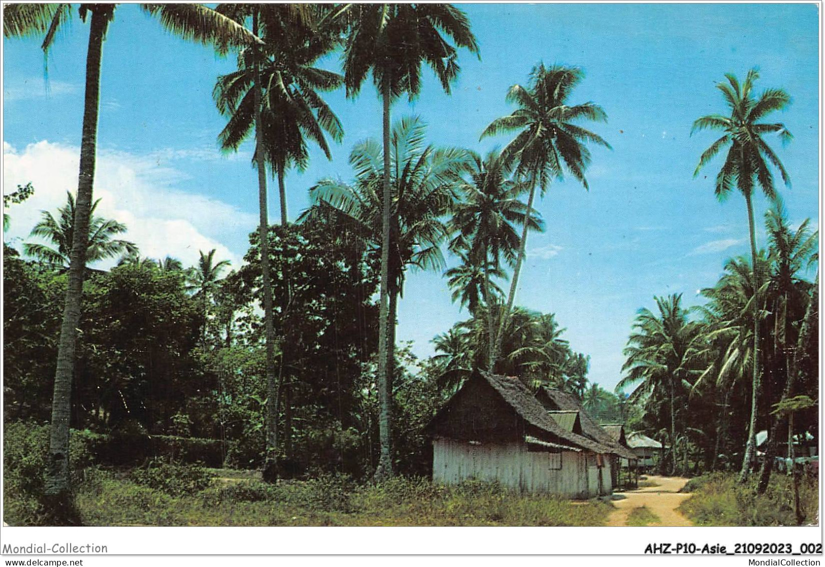 AHZP10-ASIE-0872 - A MALAY KAMPONG - SINGAPORE - Singapore