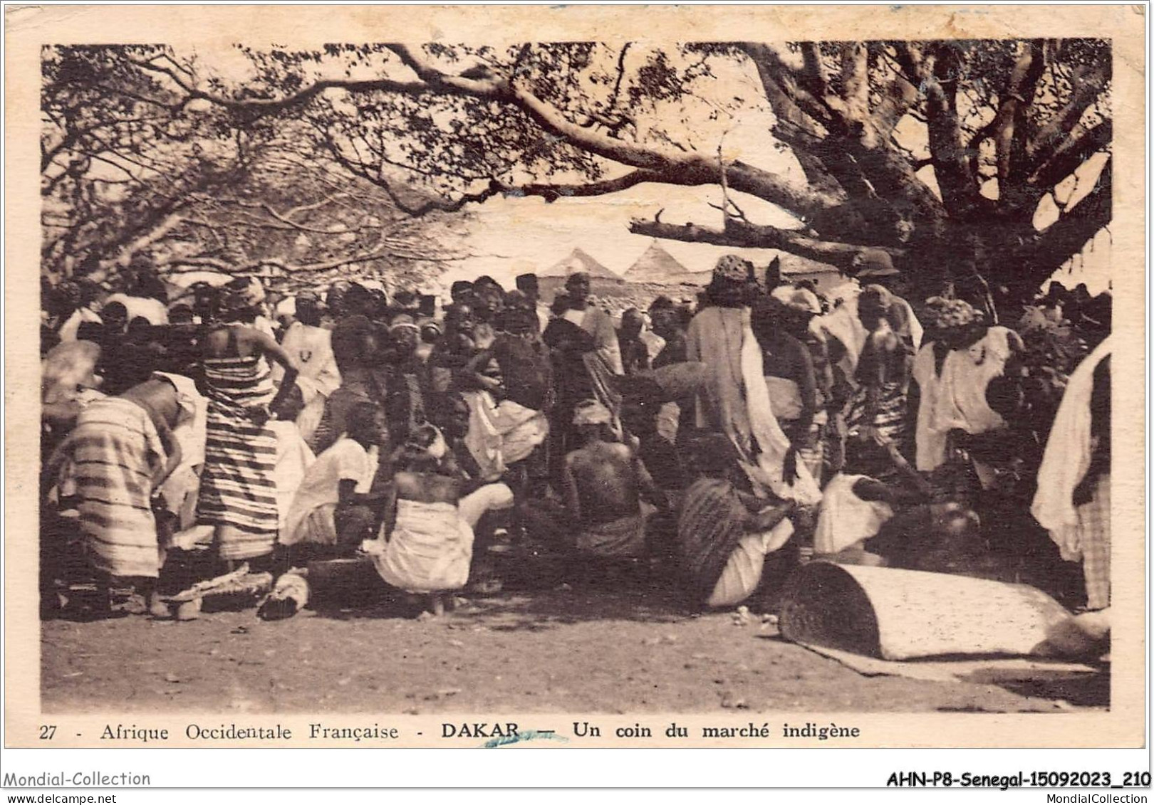 AHNP8-0962 - AFRIQUE - SENEGAL - DAKAR - Un Coin Du Marché Indigène  - Sénégal