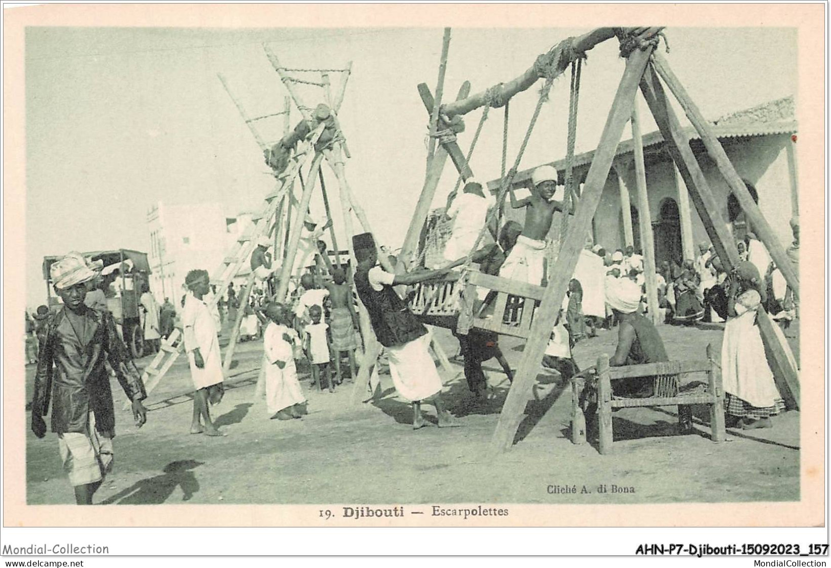 AHNP7-0826 - AFRIQUE - DJIBOUTI - Escarpolettes - Dschibuti