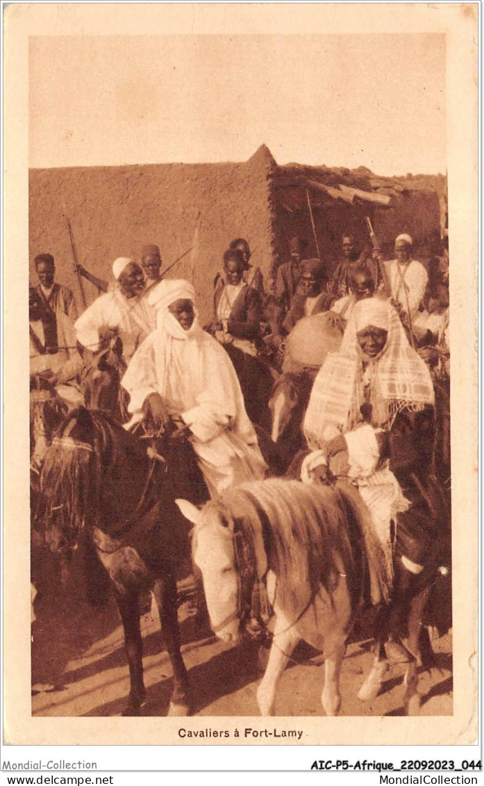 AICP5-AFRIQUE-0531 - Cavaliers à FORT-LAMY - Tsjaad