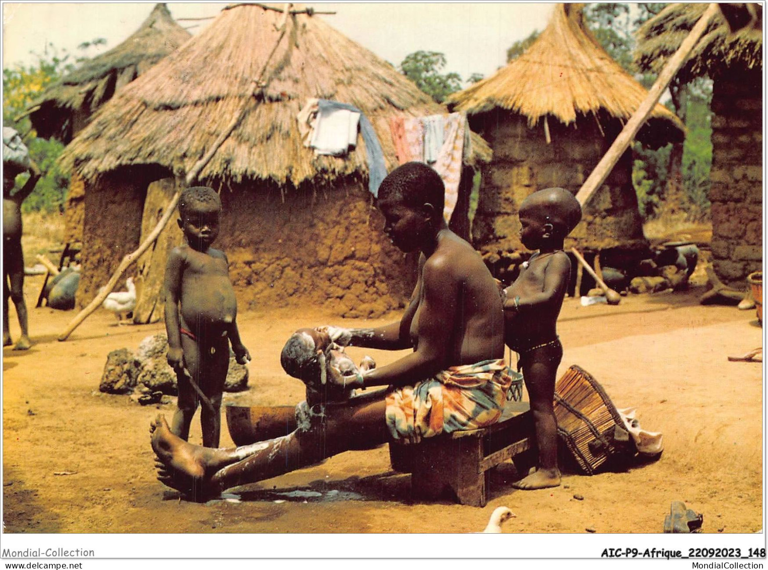 AICP9-AFRIQUE-1038 - REPUBLIQUE DE COTE D'IVOIRE - à L'heure De La Toilette Dans Un Village - Ivory Coast