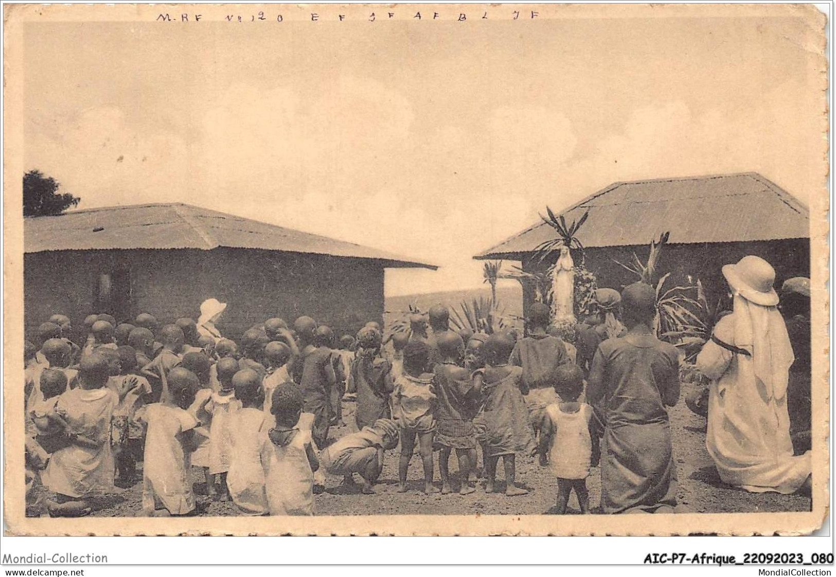 AICP7-AFRIQUE-0778 - RELIGIEUSES DE LA SAINTE-UNION DES SACRES-COEURS - La Prière Des Enfants à DSCHANG - Camerun