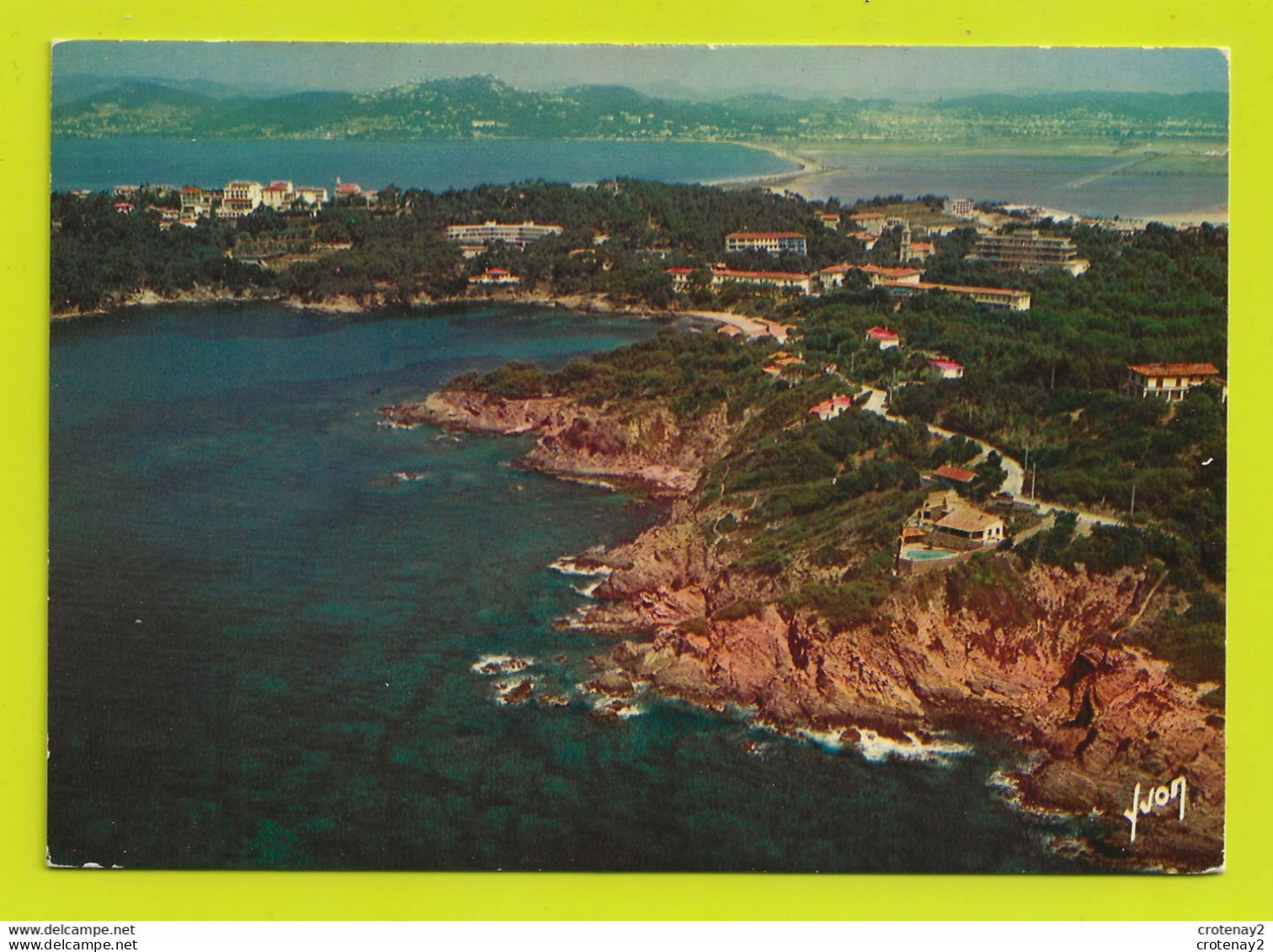 83 GIENS Vers Hyères N°1144 Vue Générale Hôpital Renée Sabran Salins D'Hyères En 1980 Photo Aérienne Geay-Aéro Piscine - Hyeres